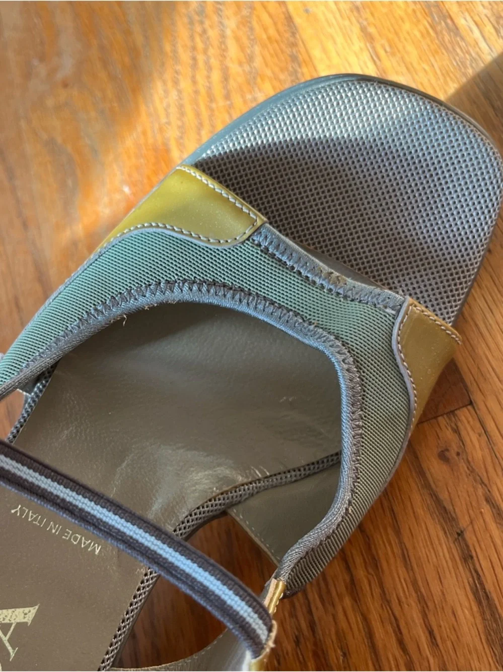 Iconic 2000s Prada Mercury slingback mesh kitten heels - Picture 9 of 13
